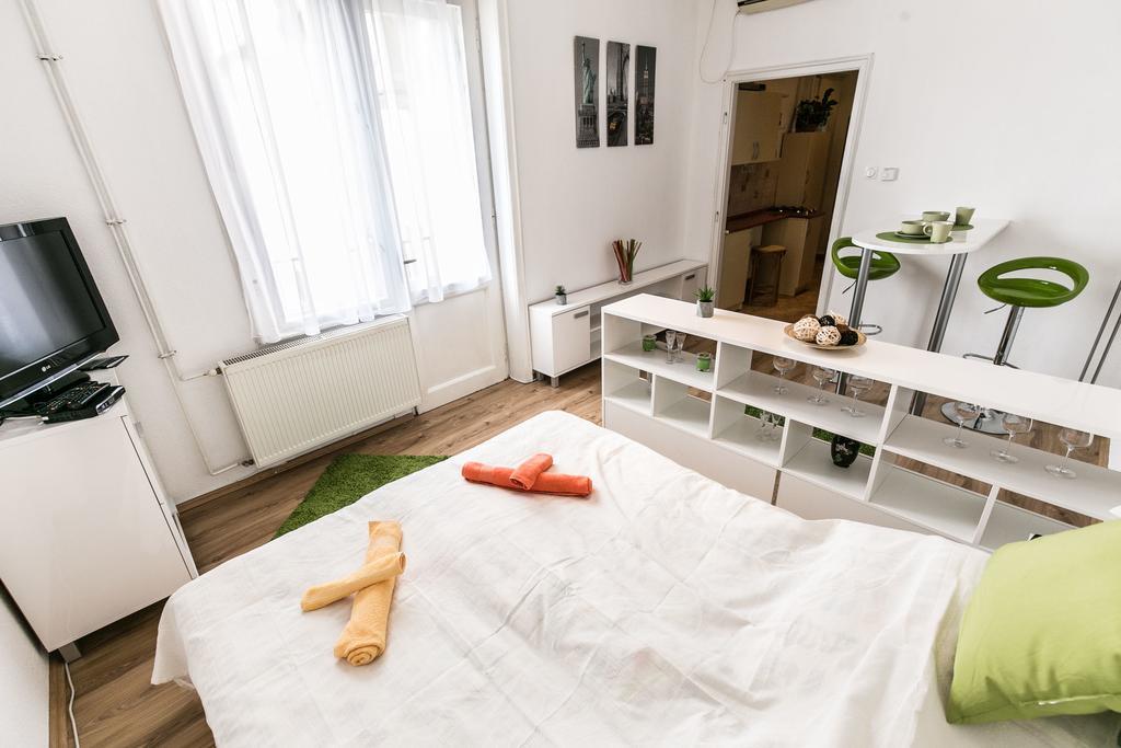 Balzac Apartment Βουδαπέστη Εξωτερικό φωτογραφία